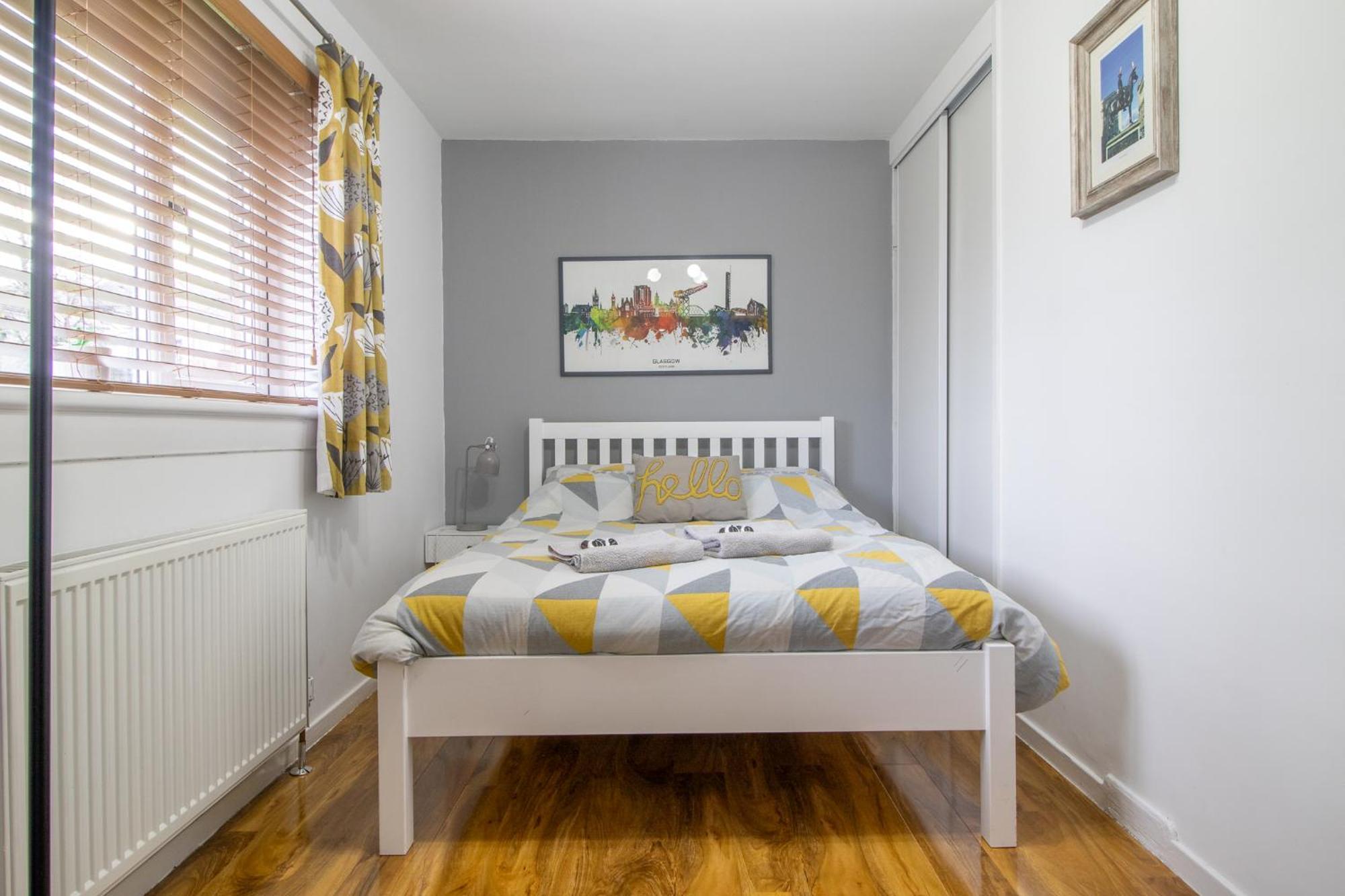 1 Bed Apartment Central Hamilton Free Wifi With Great Transport Links To Glasgow Экстерьер фото