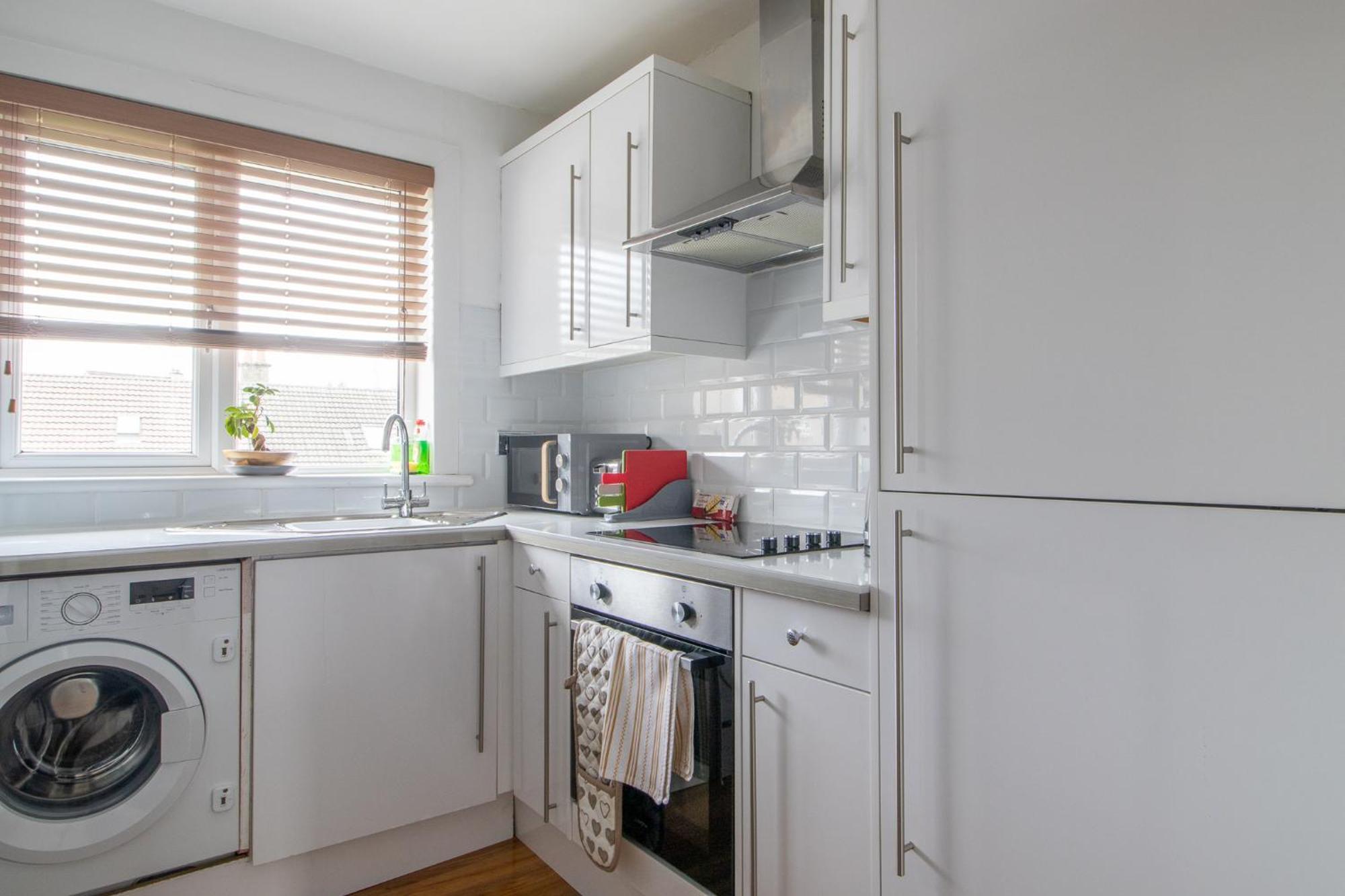 1 Bed Apartment Central Hamilton Free Wifi With Great Transport Links To Glasgow Экстерьер фото